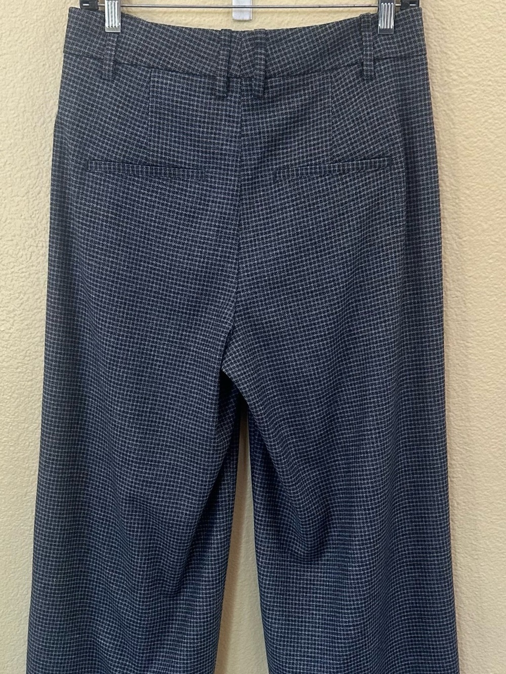 Vince High-Waisted Microcheck Wide Leg Wool Blend Trousers Size 4 Like New! - Picture 8 of 12